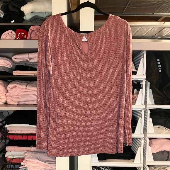 NWT Manguun Pink & Black Geometric Design Long Sleeve Top - Picture 2 of 7